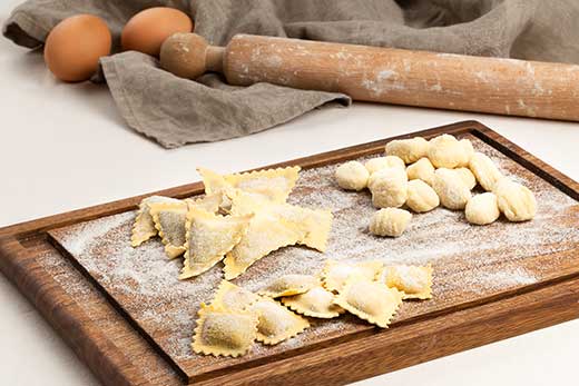 Ingrosso pasta fresca Toscana Distribuzione vendita ingrosso pasta fresca  Firenze Prato grossista pasta tortellini ingrosso Barilla